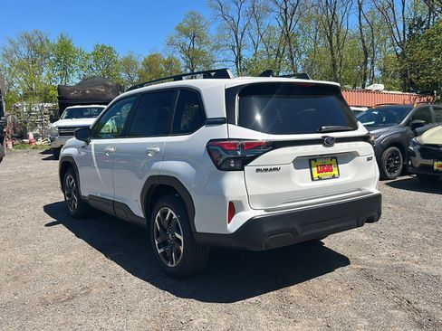 New 2026 Subaru Forester Touring AWD/4WD image 9