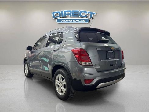 Used 2020 Chevrolet Trax LT FWD image 4