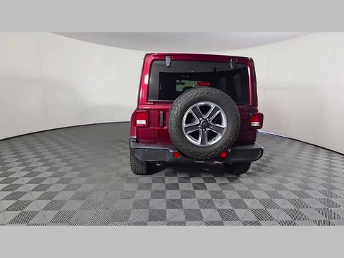 Used 2021 Jeep Wrangler Unlimited Sahara AWD/4WD image 43