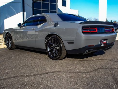 Used 2019 Dodge Challenger R/T w/ Blacktop Package image 4