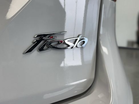 Used 2019 Ford Fiesta SE image 28