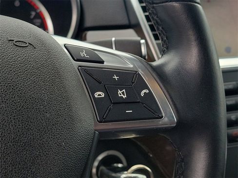 Used 2014 Mercedes-Benz ML 350 4MATIC image 31