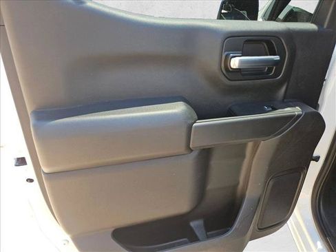 Used 2021 Chevrolet Silverado 1500 LT RWD image 12