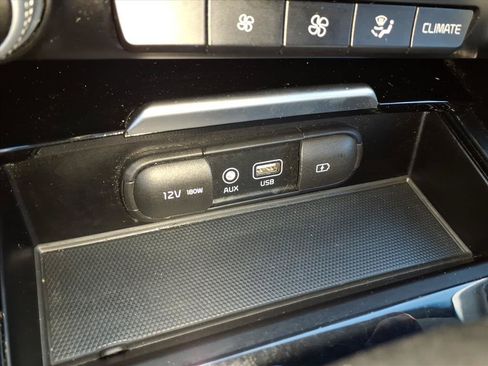 Used 2019 Kia Stinger RWD image 30