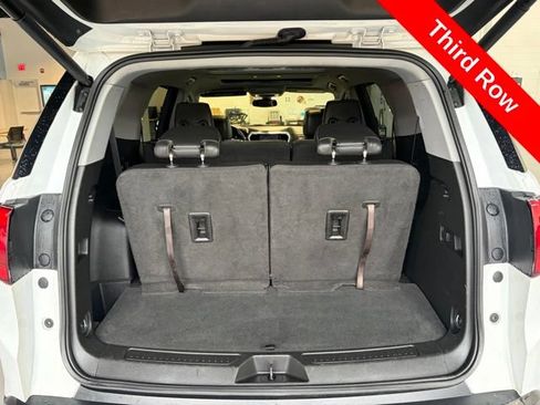 Used 2017 GMC Acadia SLT FWD image 16