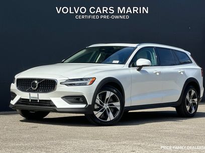 Certified 2025 Volvo V60 B5 Cross Country Plus