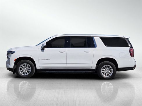 Used 2023 Chevrolet Suburban LS image 7