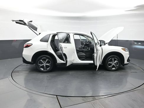 Used 2024 Honda HR-V EX-L image 48