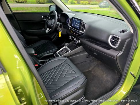 Used 2022 Hyundai Venue SEL FWD image 39