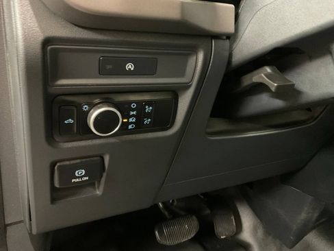 Used 2025 Ford F150 XL AWD/4WD image 8