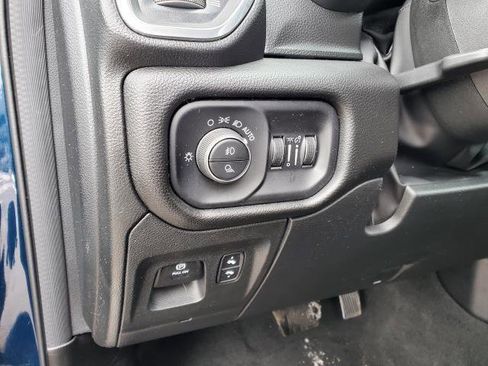 Used 2023 RAM 1500 Laramie image 8