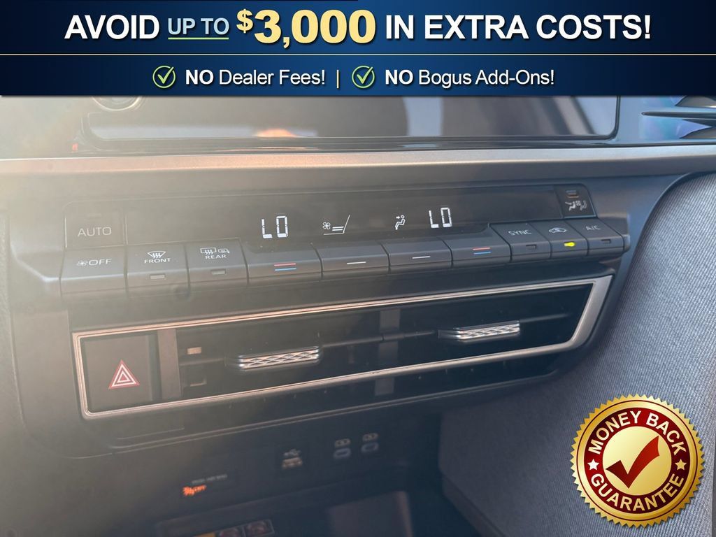 Used 2025 Toyota Camry LE w/ Convenience Package FWD image 30