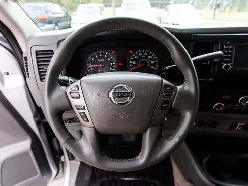 Used 2016 Nissan NV 3500 SL RWD image 21
