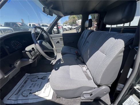 Used 1992 Toyota Pickup Deluxe image 13