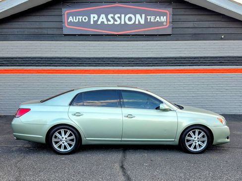 Used 2008 Toyota Avalon Limited FWD image 6