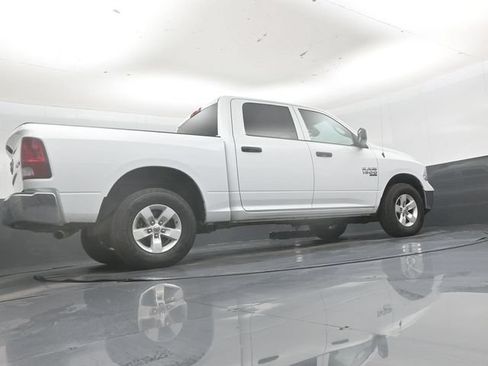 Used 2023 RAM 1500 Classic SLT w/ Electronics Group AWD/4WD image 40