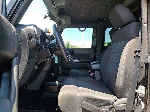 Used 2011 Jeep Wrangler Sport AWD/4WD image 13