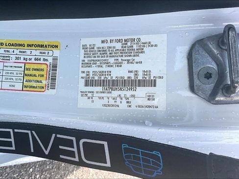 Used 2022 Ford Mustang Premium image 6