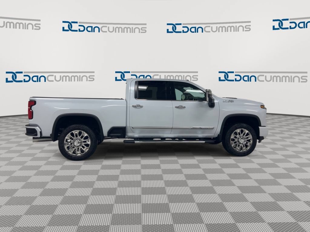 New 2026 Chevrolet Silverado 2500 High Country w/ High Country Premium Package AWD/4WD image 9