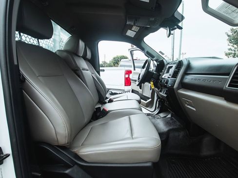 Used 2020 Ford F350 XL w/ Power Equipment Group image 16