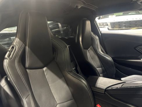 Used 2025 Chevrolet Corvette Stingray Preferred Cpe w/ Z51 Performance Package RWD image 35