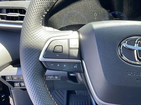 New 2026 Toyota Sienna XLE Woodland Edition AWD/4WD image 25