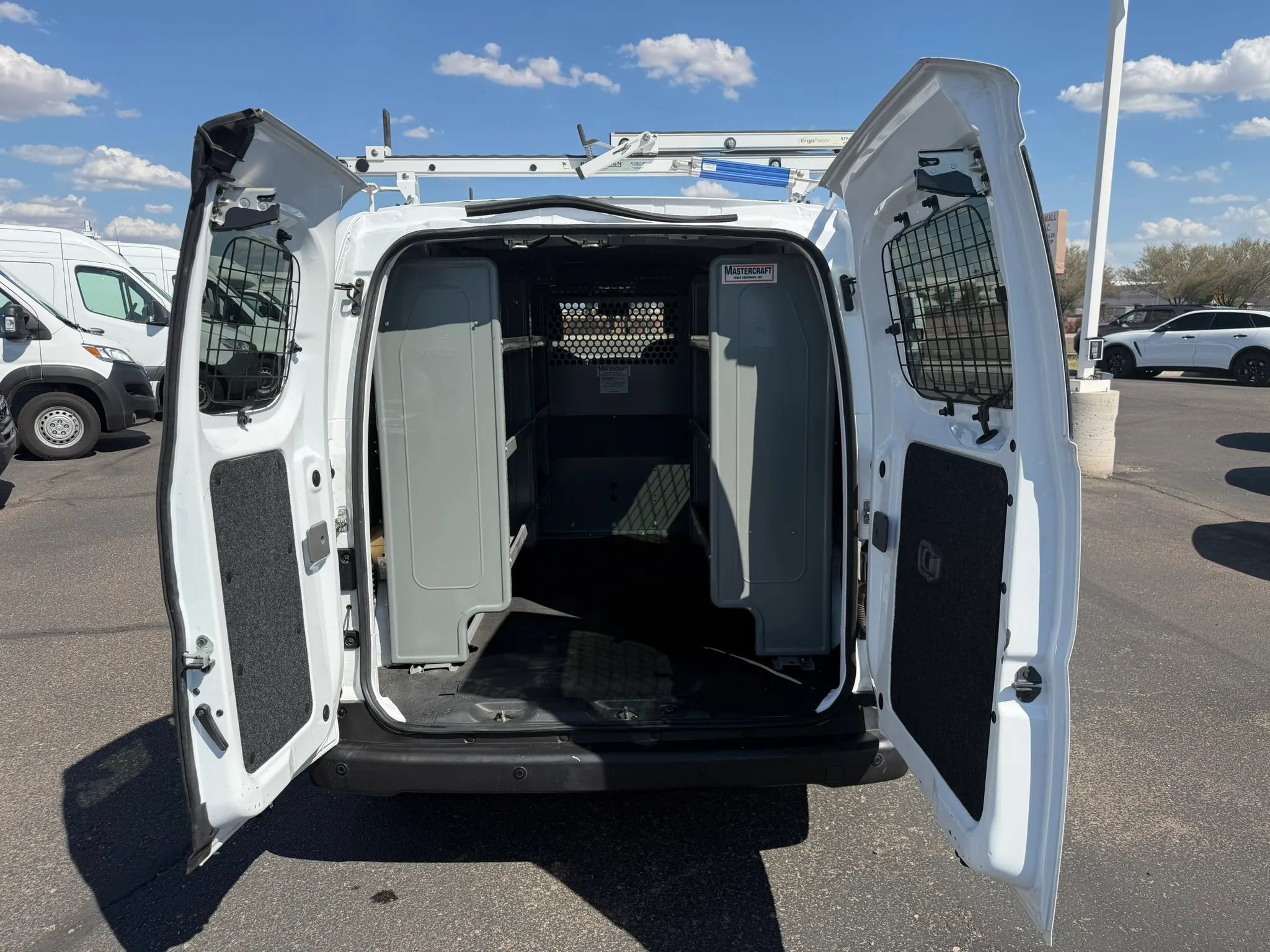 Used 2017 Chevrolet City Express LT FWD image 15