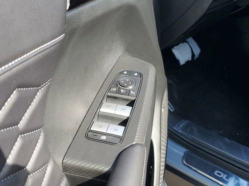New 2026 Mitsubishi Outlander SEL AWD/4WD image 16