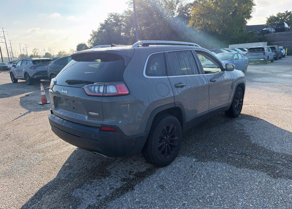 Used 2021 Jeep Cherokee Latitude Lux w/ Sun & Sound Group AWD/4WD image 5