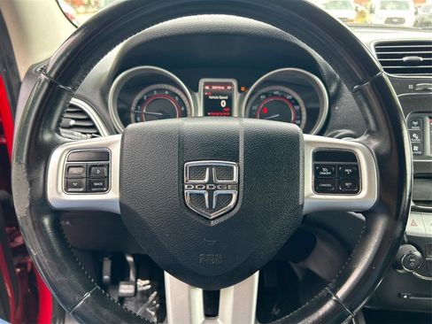 Used 2016 Dodge Journey SE w/ Flexible Seating Group FWD image 16