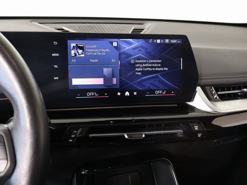 Used 2025 BMW X1 xDrive28i image 6