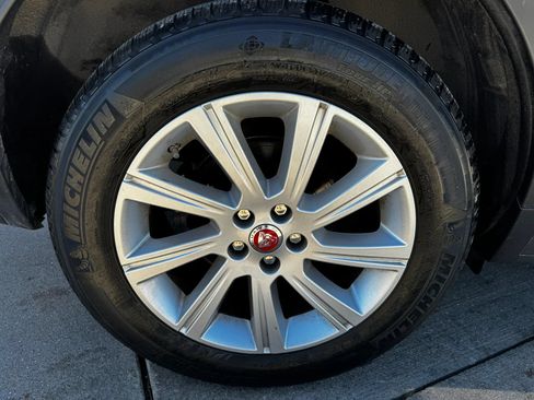 Used 2020 Jaguar E-PACE AWD/4WD image 25