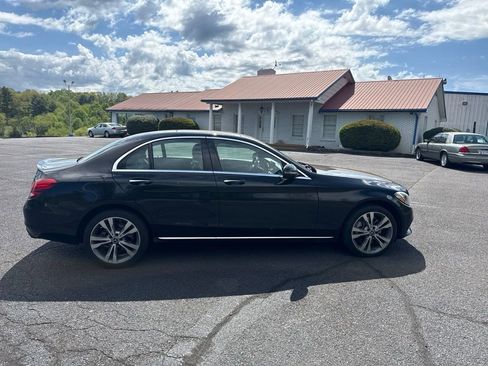 Used 2018 Mercedes-Benz C 300 4MATIC Sedan image 10