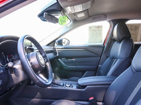 Used 2025 MAZDA CX-50 2.5 Hybrid w/ Preferred Pkg image 18