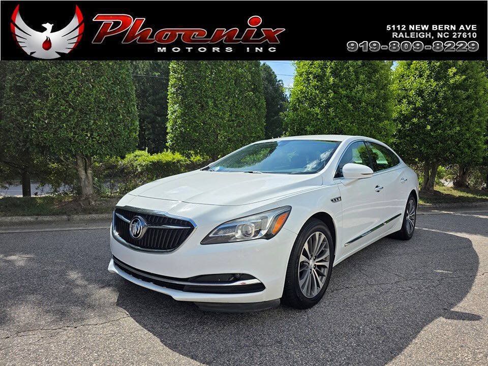 Used 2018 Buick LaCrosse Essence FWD image 1