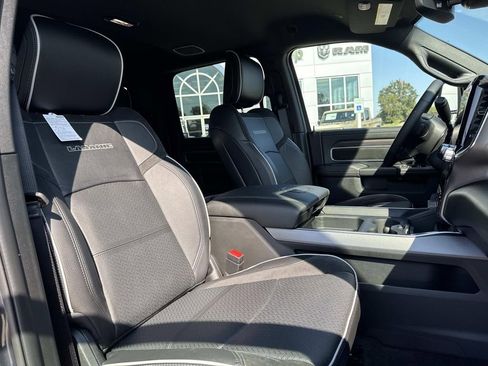 New 2026 RAM 3500 Laramie w/ Towing Technology Group AWD/4WD image 24