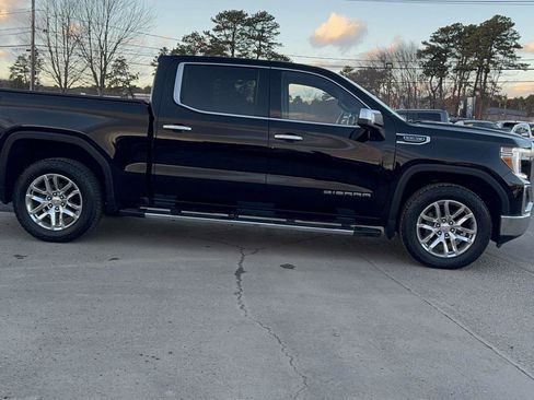 Used 2021 GMC Sierra 1500 SLT w/ SLT Premium Plus Package image 3
