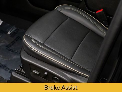 Used 2023 Chevrolet Tahoe Premier image 15