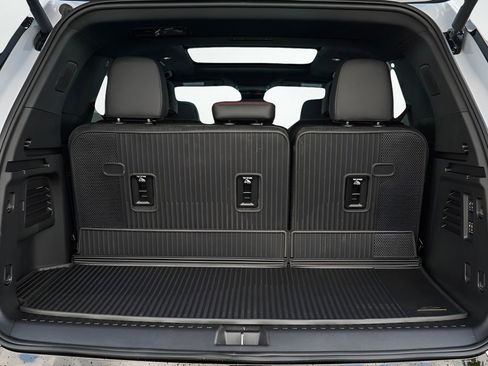 New 2026 Chevrolet Traverse RS w/ LPO, Floor Liner Package image 8