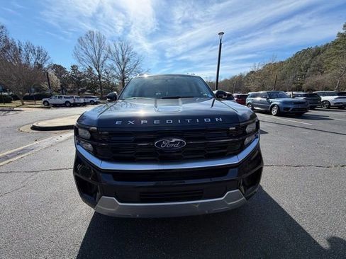 New 2025 Ford Expedition Platinum w/ Platinum Ultimate Package image 2