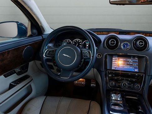 Used 2012 Jaguar XJ L RWD image 29