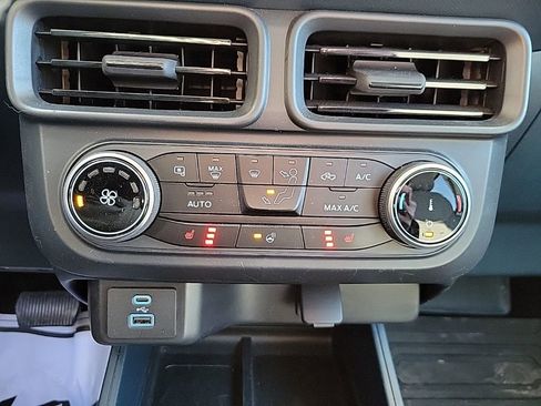 Used 2024 Ford Maverick XLT w/ XLT Luxury Package image 22