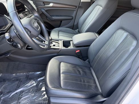 Used 2021 Audi Q5 2.0T Premium Plus w/ Premium Plus Package AWD/4WD image 5