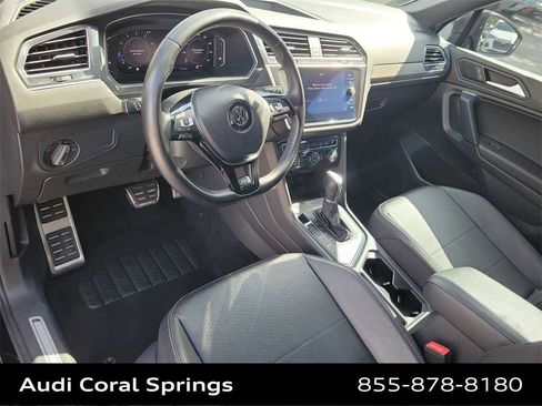 Used 2019 Volkswagen Tiguan SEL Premium R-Line image 10
