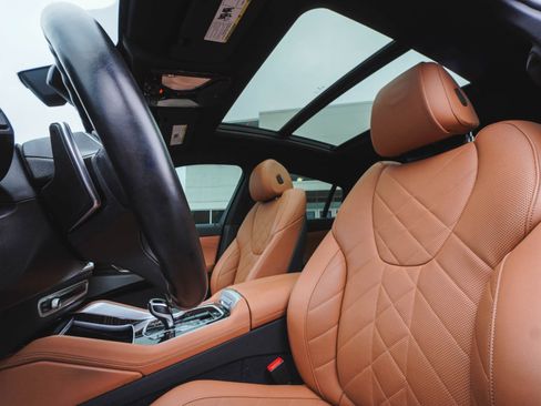 Used 2023 BMW X6 xDrive40i w/ M Sport Package image 28