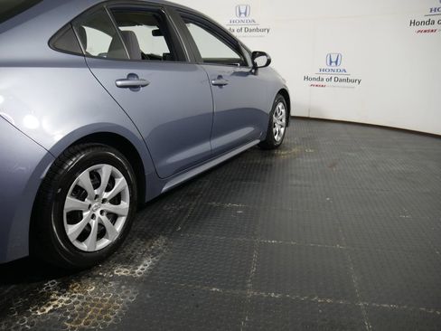 Used 2020 Toyota Corolla LE image 4