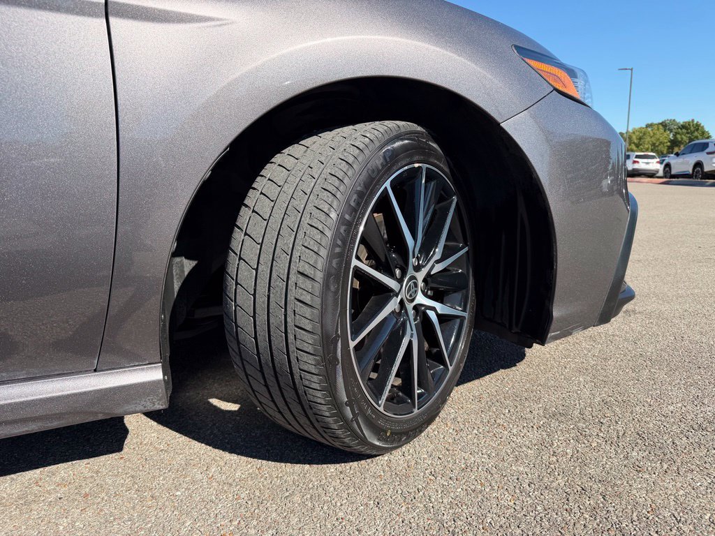 Used 2023 Toyota Camry SE FWD image 7