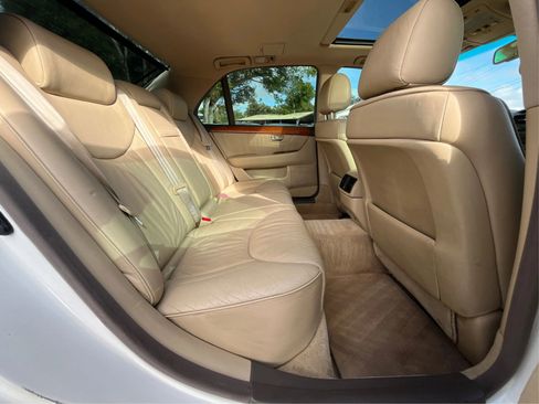 Used 2005 Lexus LS 430 image 11