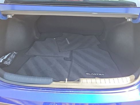 Certified 2025 Hyundai Elantra Sport FWD image 23