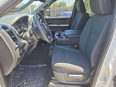 New 2025 RAM 2500 Tradesman AWD/4WD image 13